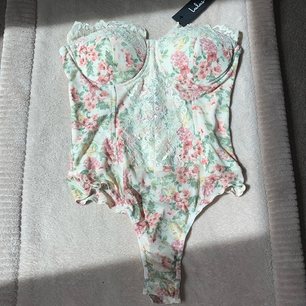 It’s very soft. Never worn. I got it to think I would wear , but didn’t.